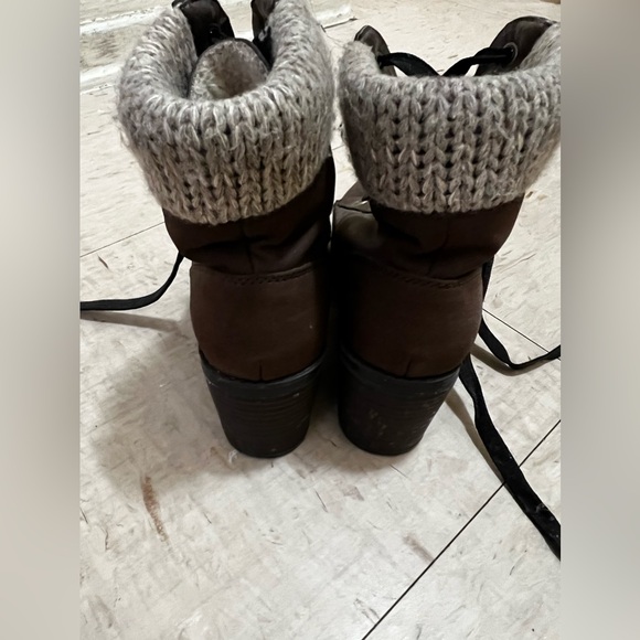 Call it spring boots - Picture 3 of 3